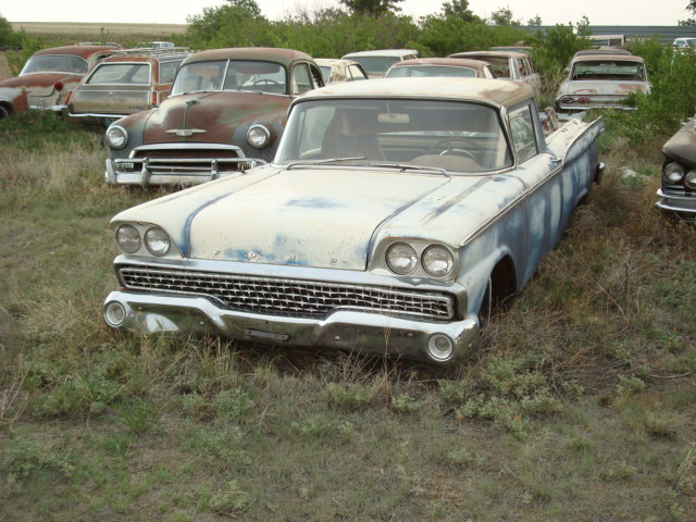 Old Cars In Springfield Colorado Go Gettum The Horses Asses